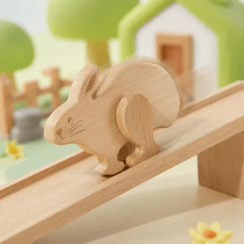 Wooden Animal Ramp Walker Set for Toddlers – 5-Piece Gravity-Powered Learning Toy