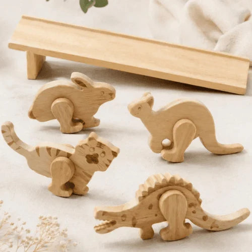 Wooden Animal Ramp Walker Set for Toddlers – 5-Piece Gravity-Powered Learning Toy